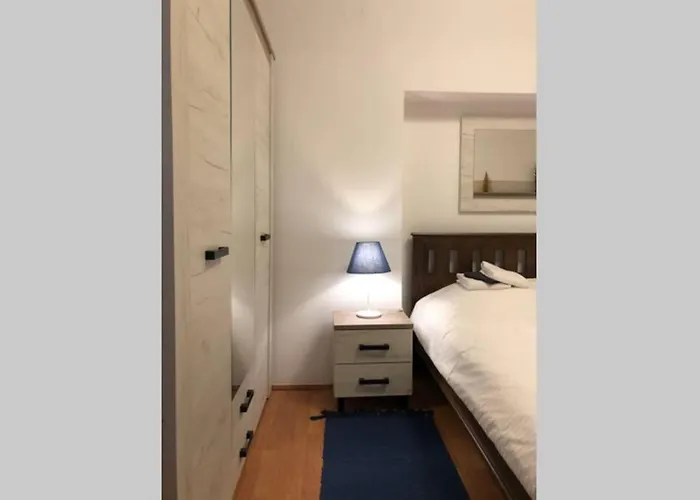 アパート Balkanska Center *